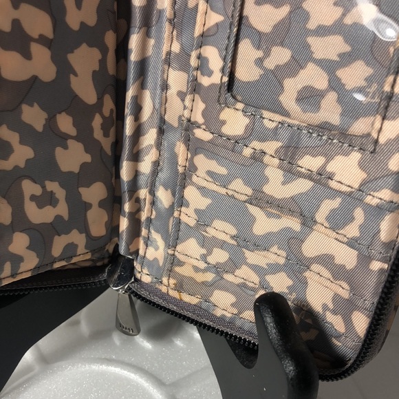 Lug Rodeo Wallet - Picture 4 of 5